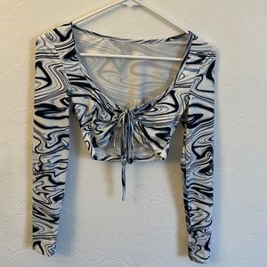 Long sleeve crop top